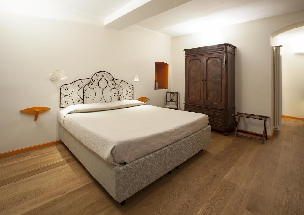 Borromeo Rooms Bed & Living Vimercate Pokój zdjęcie